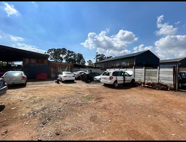 INDUSTRIAL FOR SALE IN STRUBENVALE